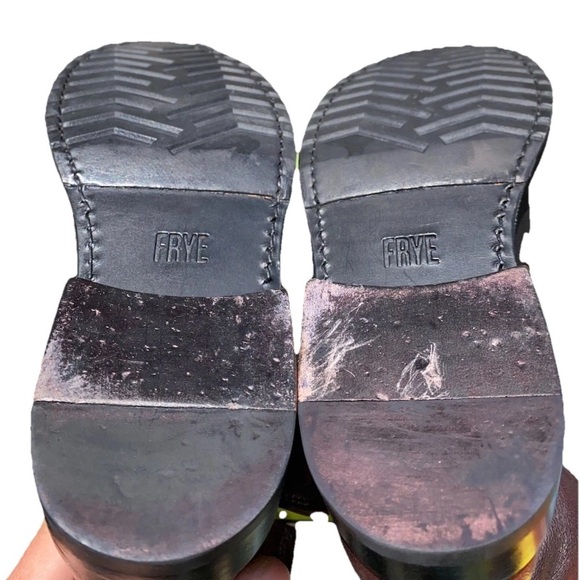 NWOT Frye Veronica engineer, Burgundy, leather boo size 6.5 B - Picture 9 of 13